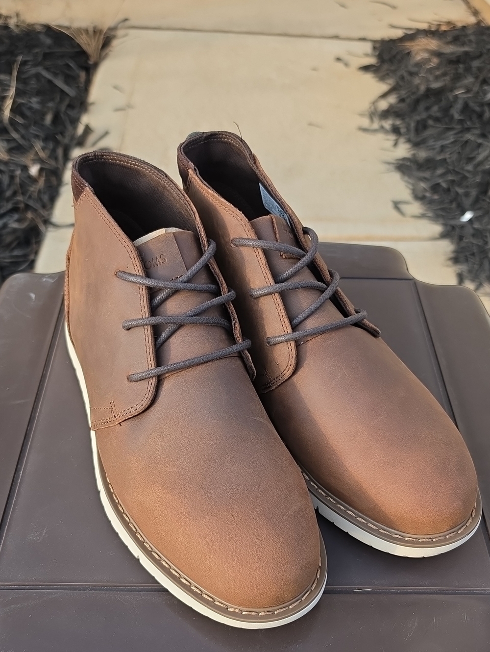 TOMS Navi Men's Chukka Boot Size 9.5 Water Resistant Topaz Brown Leather NWT